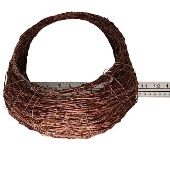 Woven Grapevine Twig Wall Basket Rustic Primitive Farmhouse Brown 10” X 10" - Picture 11 of 11